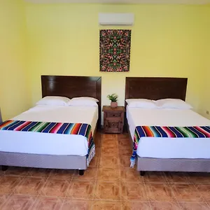https://paradise-ranch.quintano-roohotels.com